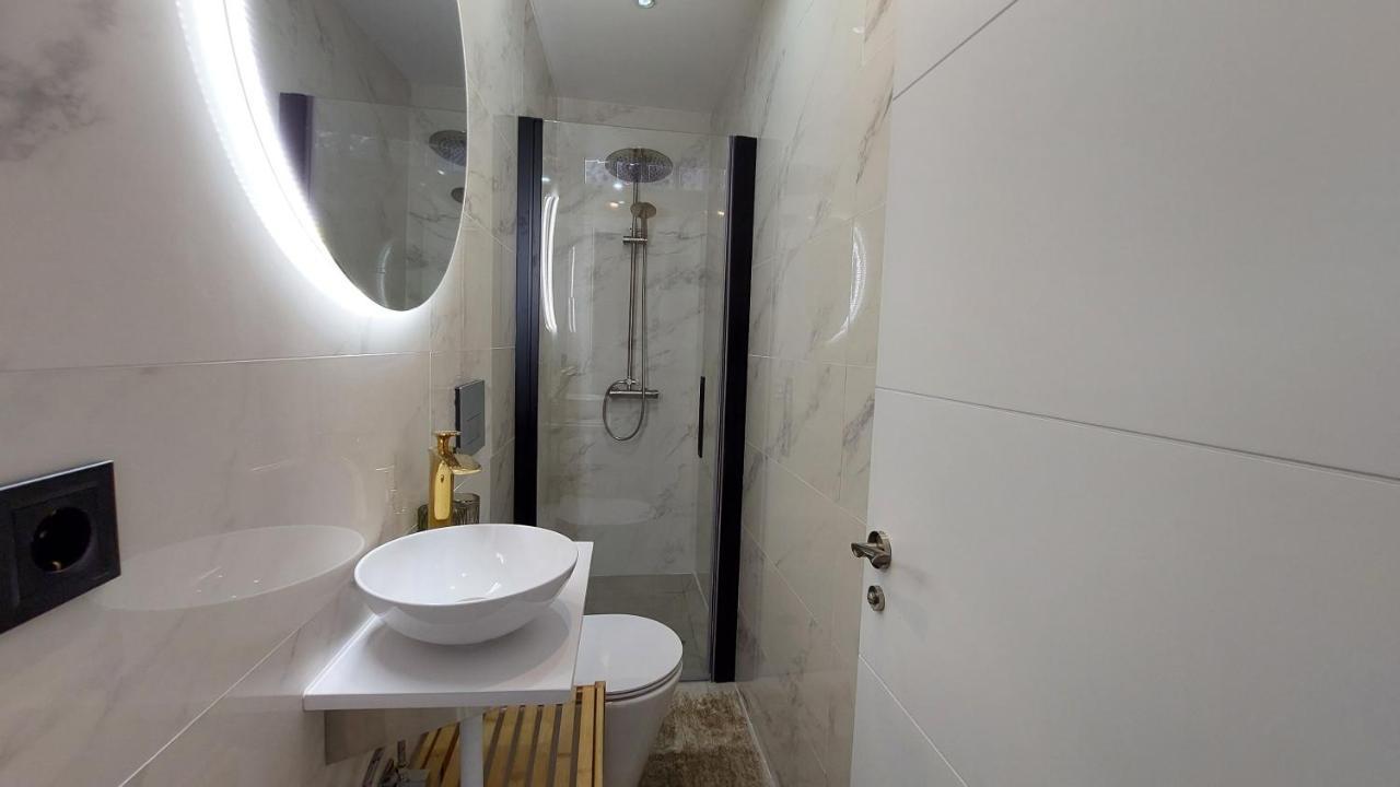 New Boho Home With Balcony, Private Garden And Communal Pool Nerja Buitenkant foto