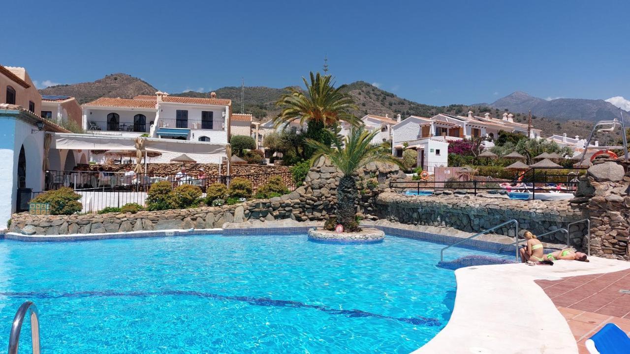 New Boho Home With Balcony, Private Garden And Communal Pool Nerja Buitenkant foto